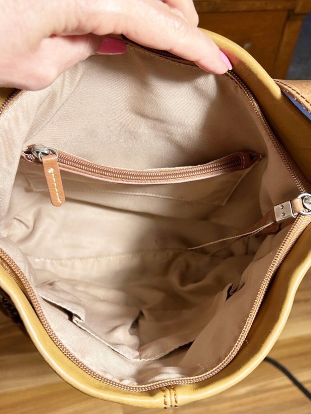 The Sak Ashland Camel Brown Leather Fringe Boho Western Bucket Shoulder Bag - Picture 2 of 7